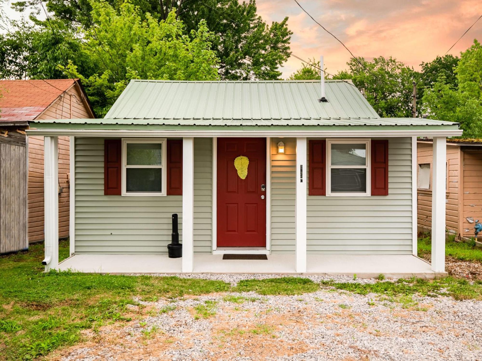 The Riesling Cottage - Gotl Strip - Cozy & Quaint Geneva Exterior foto